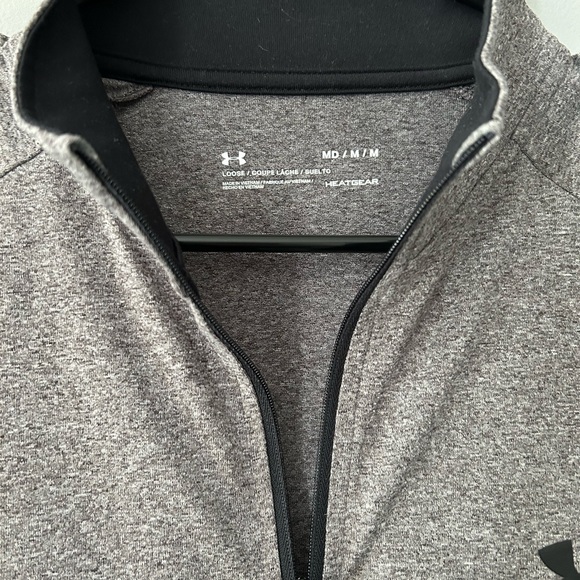 Under Armour 1/4 Zip Pullover - Picture 2 of 2